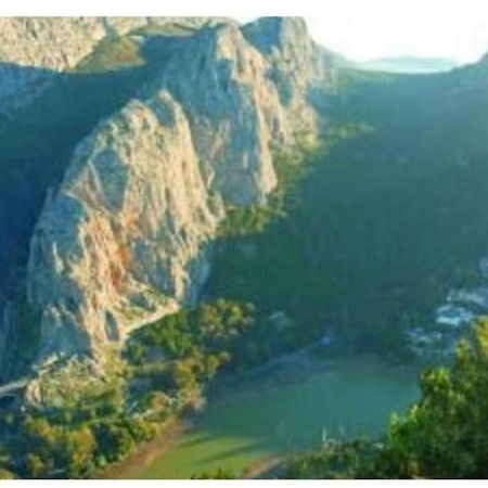 Apartamento En Cortijo Totalmente Reformado En Pleno Paraje Natural Junto Al Caminito Del Rey Y Los Sectores Mas Importantes De Escalada A Solo 2 Minutos De La Estacion De Tren Alora Eksteriør bilde